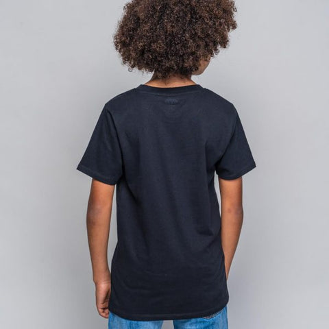 T-shirt nera sul retro, senza grafica visibile